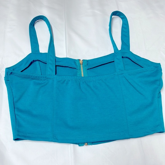 Zip Up Crop Top | Size Medium - Picture 2 of 3
